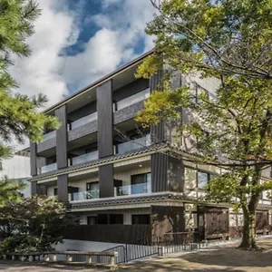 ***** Hotel Alza Giappone